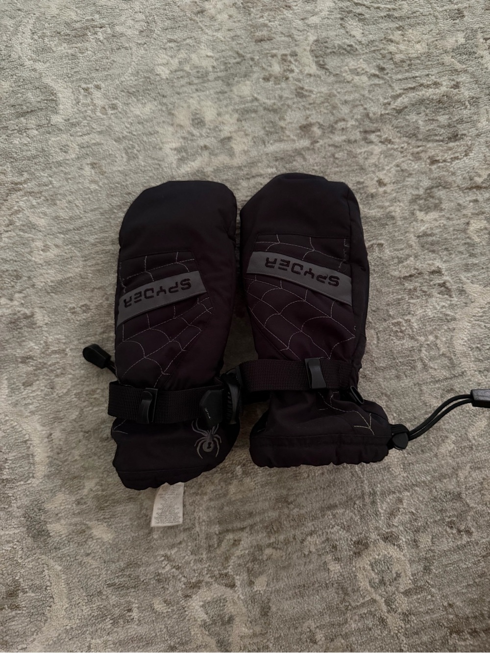 Spyder Black Kids Winter Mittens with Web Stitching